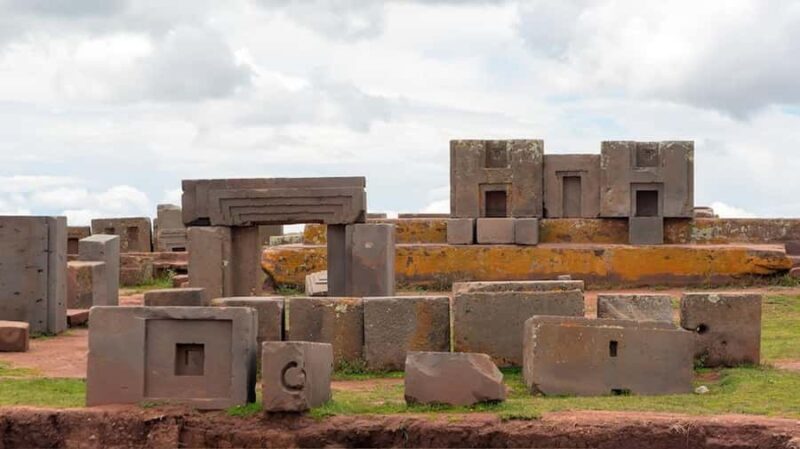 private tour of Tiwanaku and Puma Punku - Key Points