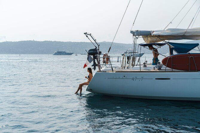 Private tour on a sailboat with apéritif at sunset on Antibes - Frequently Asked Questions