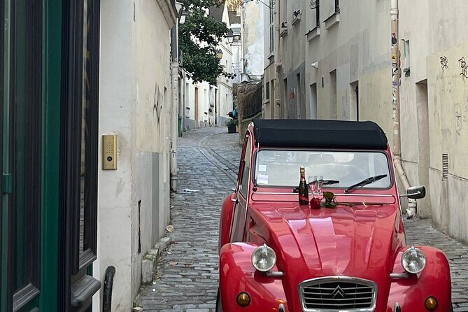 Private tour Paris Montmartre 1 hour in Citroën 2CV - Who Will Love This Tour?