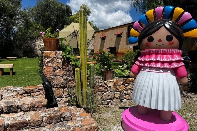 Private Tour Peña de Bernal, Hike and Vineyard Wine Cup Included - Key Points