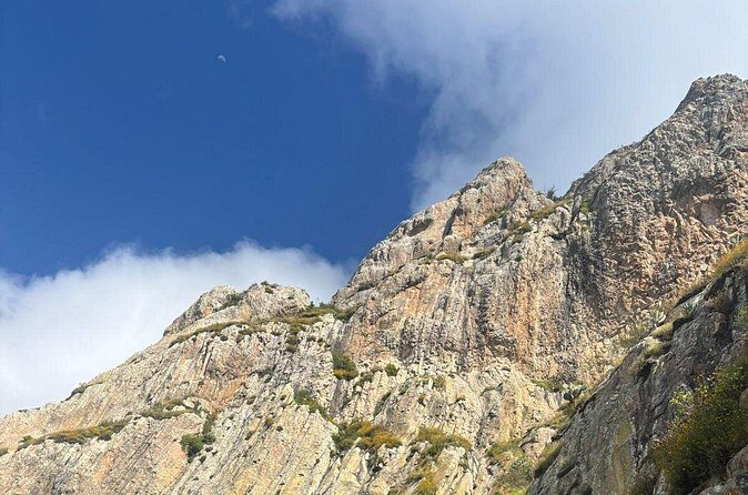 Private Tour Peña de Bernal, Hike and Vineyard Wine Cup Included - The Sum Up