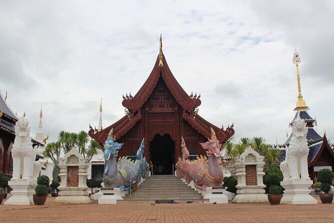 Private tour] Perfect day! Sticky waterfall + ChiangDao Cave + Wat BandenTemple - The Sum Up