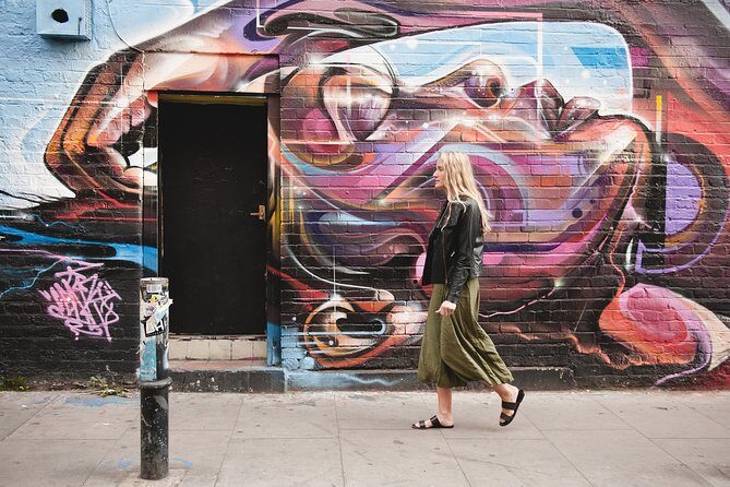 Private Tour: Personal Travel Photographer Tour in Toronto - Exploring the Toronto Experience: What’s Included and How It Works