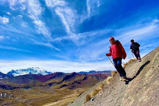 Private Tour Rainbow Mountain + Red Valley + LUNCH - FAQs