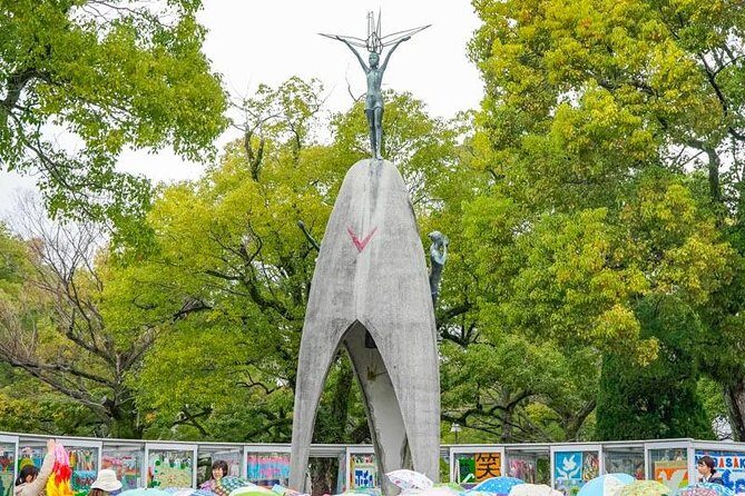 Private Tour - Recall the Memory of War in Hiroshima and Feel "Live" - Reflection at Hiroshima Peace Memorial Hall
