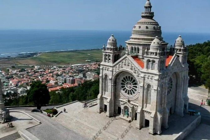 Private Tour Santiago de Compostela & Viana do Castelo from Porto - Who Should Book This Tour?