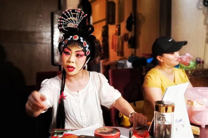 Private Tour: Shichahai, Nanluoguxiang and Peking Opera&dinner - Frequently Asked Questions