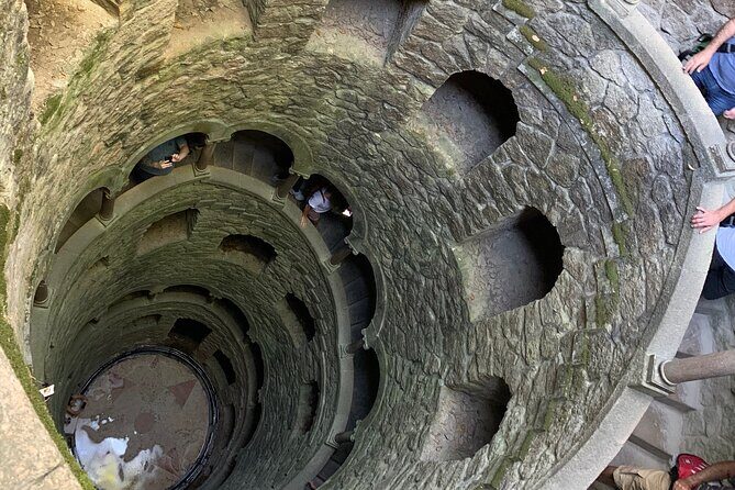 Private tour, Sintra with Pena Palace and Quinta da Regaleira FD - FAQs
