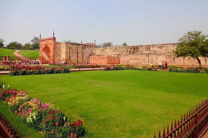 Private Tour: Sunrise Taj Mahal & Agra Fort Day trip from Delhi - Exploring the Experience: A Detailed Look at the Tour