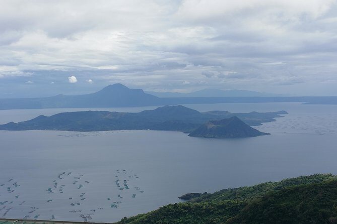 Private Tour: Tagaytay Midlands & Taal Volcano Boat Ride - Key Points
