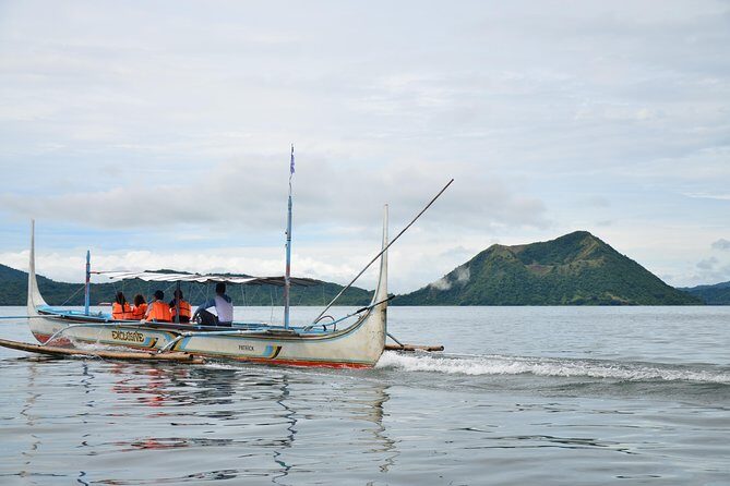 Private Tour: Tagaytay Midlands & Taal Volcano Boat Ride - Exploring the Itinerary in Detail