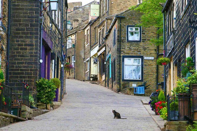 Private Tour: The Brontes: Full Day All-Inclusive Tour with an Expert Guide - The Full Experience: A Deep Dive into the Brontë Country