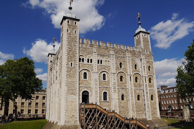 Private Tour: The Iconic Tower of London - A Deep Dive into the Tower of London Private Tour