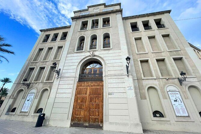Private Tour to Alicante Bullring and Santa Bárbara Castle - Experience the Best of Alicante: Private Tour to the Bullring and Santa Bárbara Castle