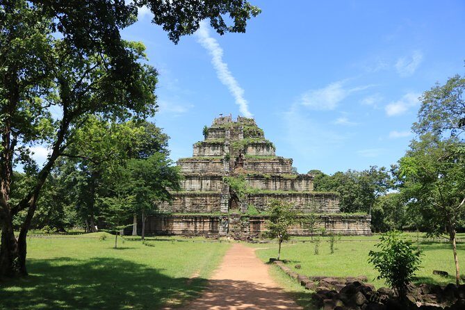 Private Tour to Beng Mealea Jungle Temple and Koh Ker - A Deep Dive into the Experience