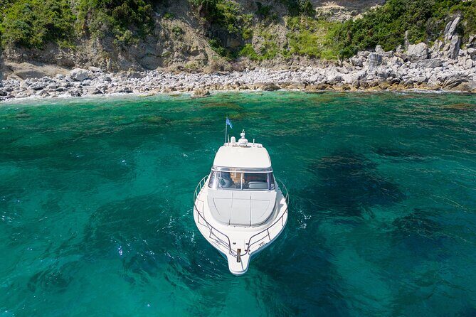 Private Tour to Capri and the Amalfi Coast by Speedboat - FAQs