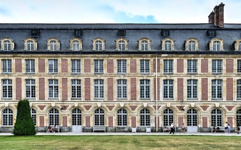 Private tour to Chateaux of Fontainebleau from Paris - FAQ