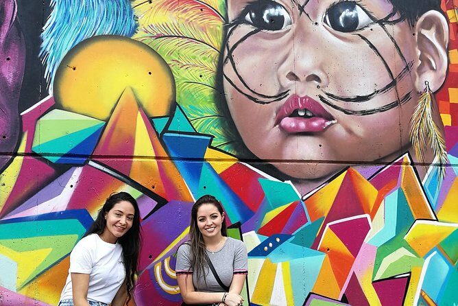 Private tour to Commune 13. - Exploring Medellín’s Commune 13: A Guided Journey Through Resilience and Art