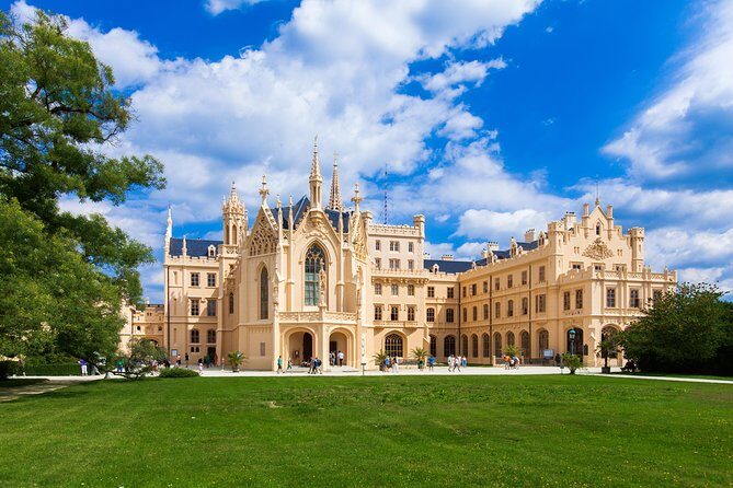Private Tour to Czech Wine Regions - Lednice and Valtice - A Deep Dive into the Lednice and Valtice Private Tour