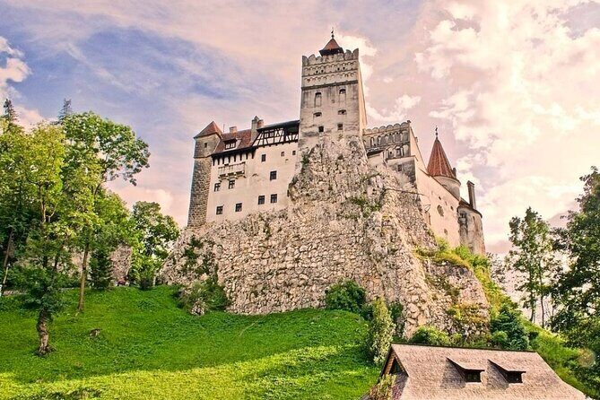 Private Tour to Dracula's Castle, Braov City & Pele Castle - Discovering Peles Castle: Romania’s Royal Gem