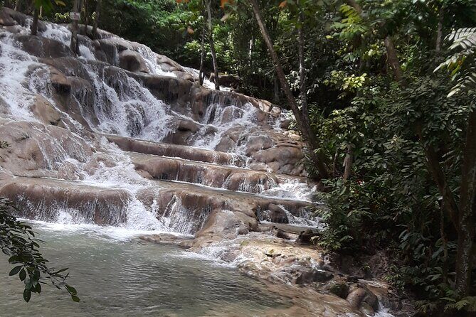 Private Tour to Dunn's River Falls From Ocho Rios - Key Points