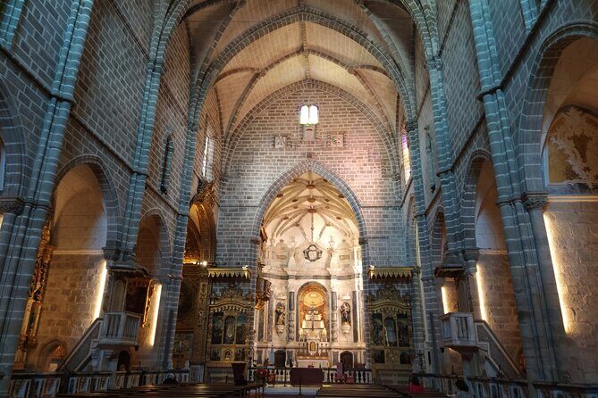Private Tour to Évora with Wine tasting - An In-Depth Look at the Évora & Wine Tasting Experience