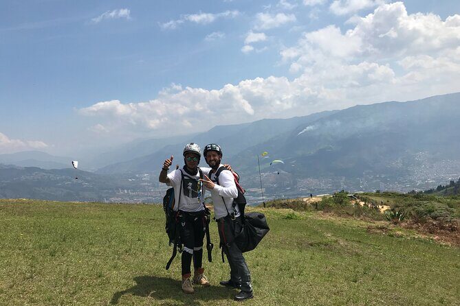 Private Tour to Guatapé, El Peñol + Paragliding from Medellín!! - FAQ