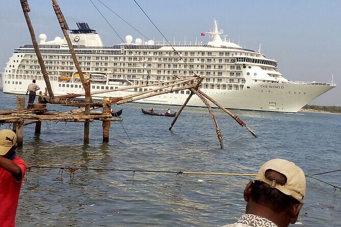 Private Tour to Kochi Suburbs Virgin Hot Spots: Free Pick & Drop - Key Points