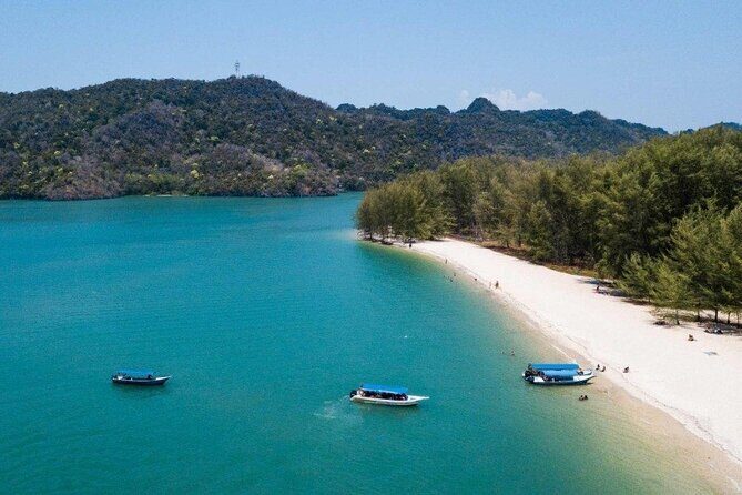 Private Tour to Langkawi Cable Car & Tanjung Rhu Beach - Who Is This Tour Best For?