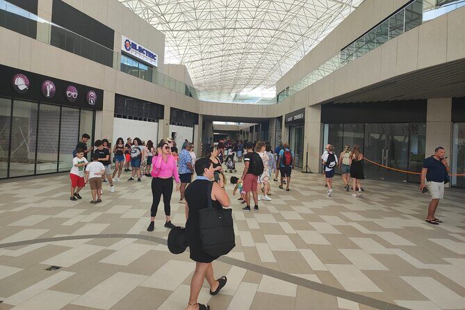 Private Tour to Mall Colón 2000 Duty Free from Panama City - Key Points