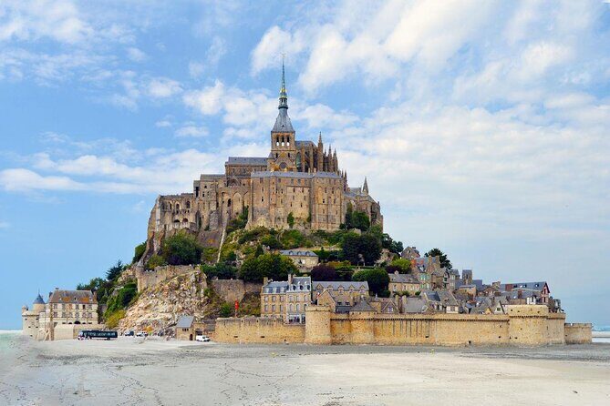 Private Tour to Mont St-Michel and Honfleur from Paris - Experience the Charm of Normandy: Private Tour to Mont St-Michel and Honfleur from Paris