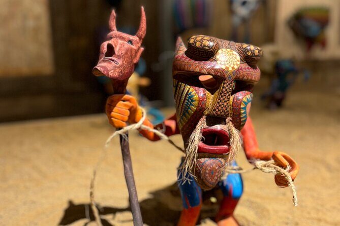 Private tour to Monte Alban and alebrijes and black mud and textiles - The Sum Up