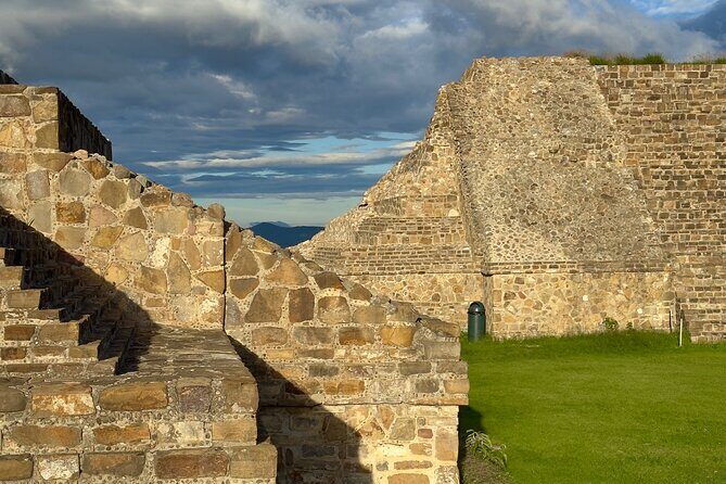 Private Tour to Monte Alban Half Day - A Closer Look at the Monte Albán Private Tour Experience