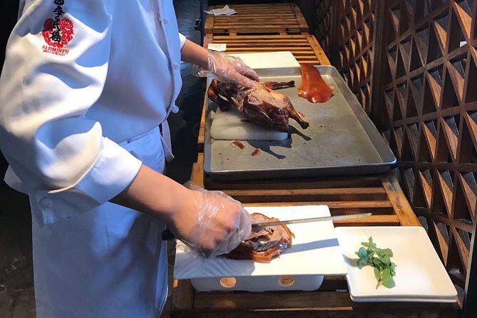 Private Tour to Pearl Market Acrobatic Show & Peking Duck Dinner - FAQ