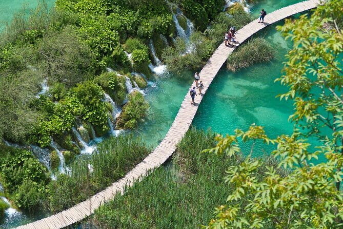 Private Tour to Plitvice Lakes from Zagreb - Key Points