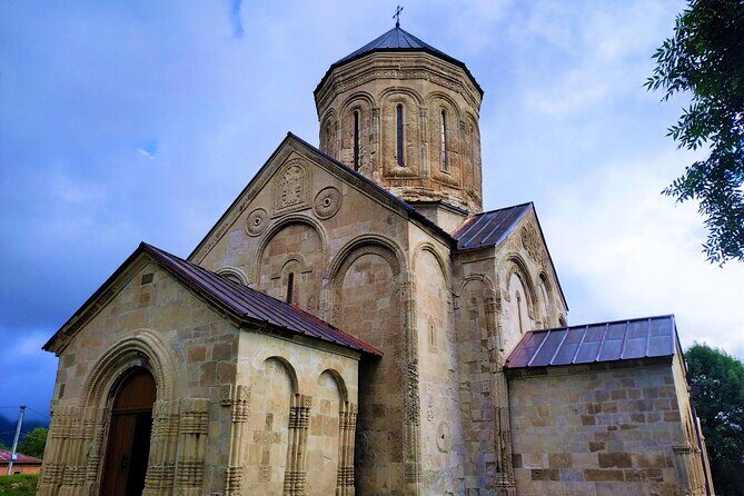 Private Tour to Racha from Tbilisi with Medieval Churches, Wine Tasting & Lunch - A Complete Look at the Private Racha Tour from Tbilisi