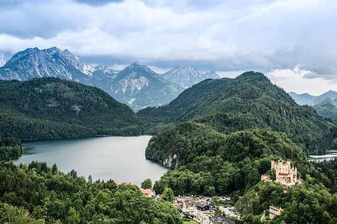 Private Tour to Royal Castle of Neuschwanstein and Hohenschwangau - Exploring Bavaria in Style: A Detailed Review of the Private Tour to Neuschwanstein and Hohenschwangau