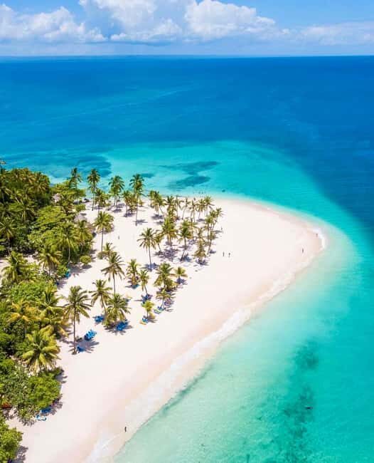 Private Tour to Samaná from Santo Domingo: Salto El Limón and Cayo Levantado - Key Points