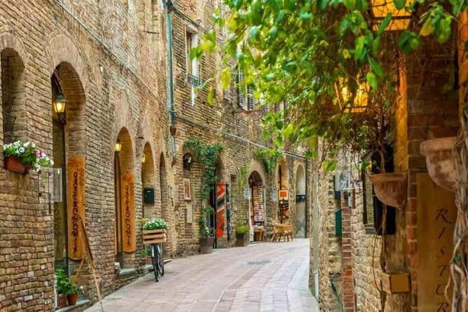 Private Tour to Siena and Montalcino from Florence - A Deep Dive into the Tuscany Private Tour