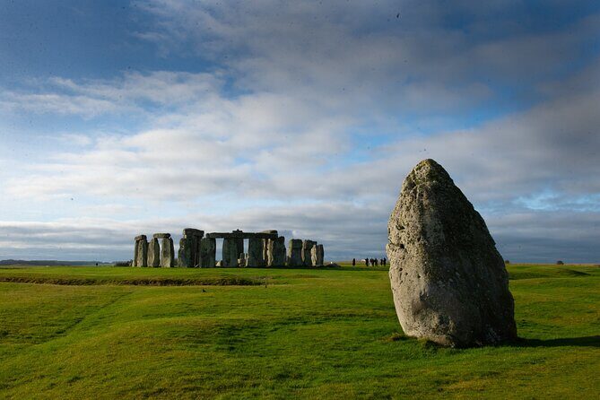 Private Tour to Stonehenge and Bath from London - The Sum Up