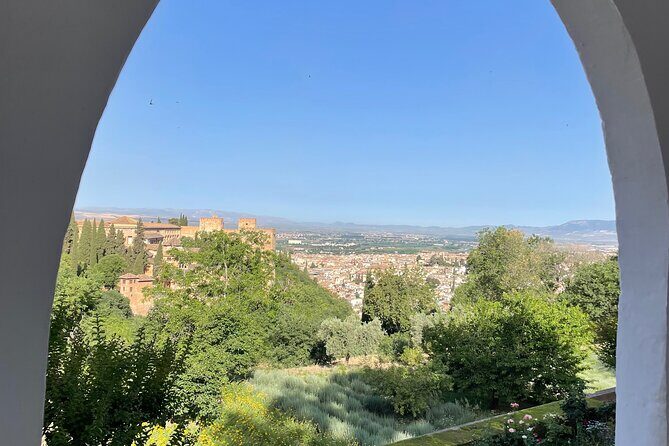Private Tour to The Alhambra and Generalife from Motril port - Experience the Majestic Alhambra and Generalife from Motril