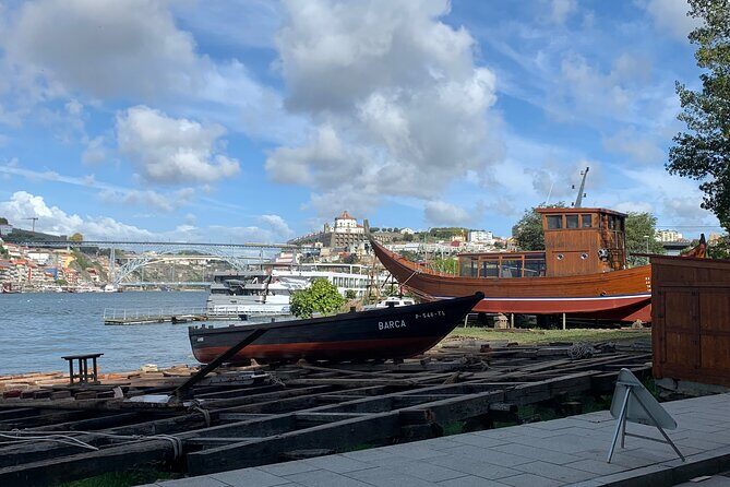 Private tour to the city of Porto c/proof of Porto wine - FAQs
