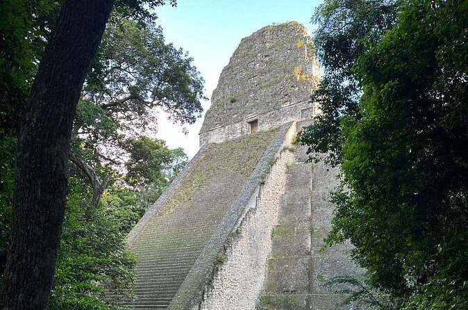 Private Tour to Tikal from Flores, all included. - FAQ