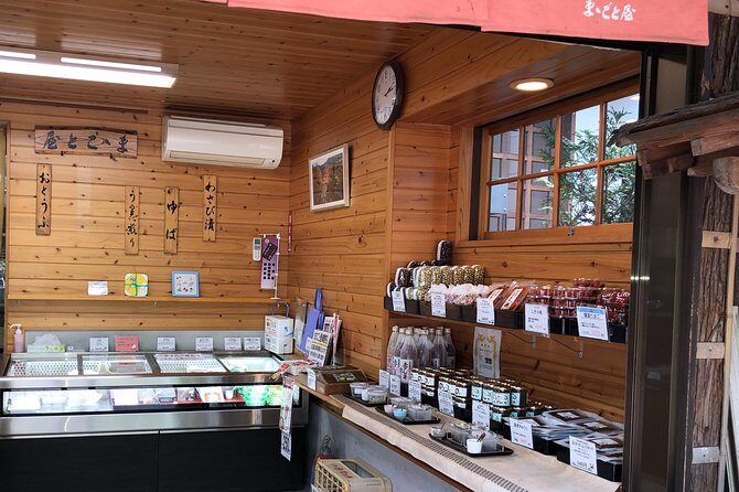 Private tour: Tokyo's Oldest Sake Brewery and riverside walk. - Exploring Tokyo’s Oldest Sake Brewery and Riverside Walk