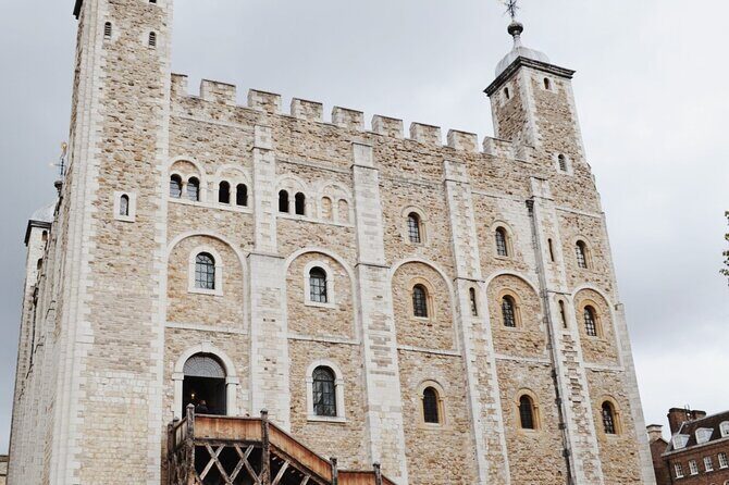 Private Tour: Tower of London with Private Guide - Who Should Book This Tour?