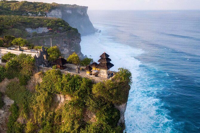 Private Tour Uluwatu Sunset Kecak Dance and Dinner at Jimbaran - What to Expect in Terms of Comfort and Timing