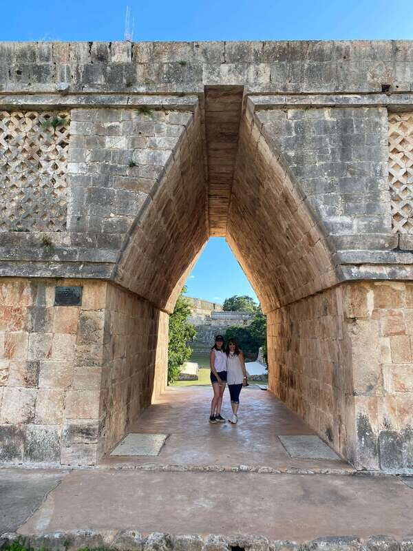 Private tour Uxmal Ruins, Chocolate Museum plus Cenote - Yucatecan Lunch: Tasting the Local Flavors