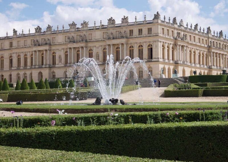 Private Tour : Versailles & Giverny from Paris - Key Points