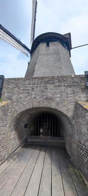 PRIVATE TOUR: Windmills, Cheese Farm, & Canal Cruise Tour - A Deep Dive Into the Windmills, Cheese, and Canals
