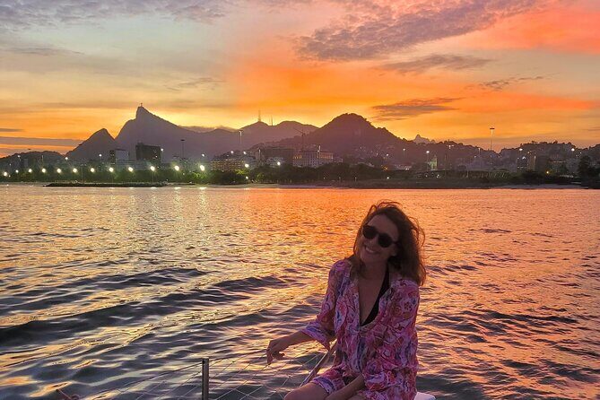 Private Tour with Churrasco in Vela Catamaran - Velas do Rio - In-Depth Breakdown of the Itinerary